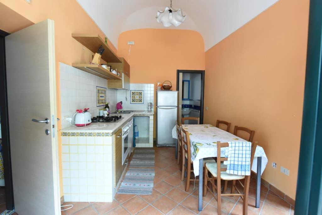 Casa Annali - House And Garden By The Amalfi Coast Villa Maiori Exteriör bild